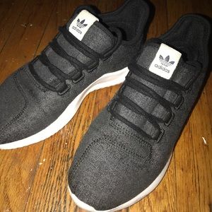 Adidas tubular shadow show for women in navy